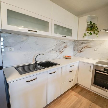 Apartment Moon Pobegi Экстерьер фото